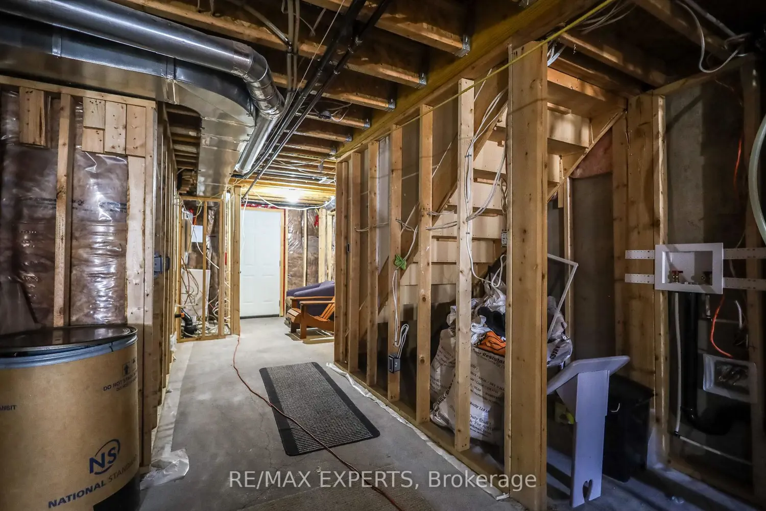 Additional image 20 of 27 Hogan Manor Drive