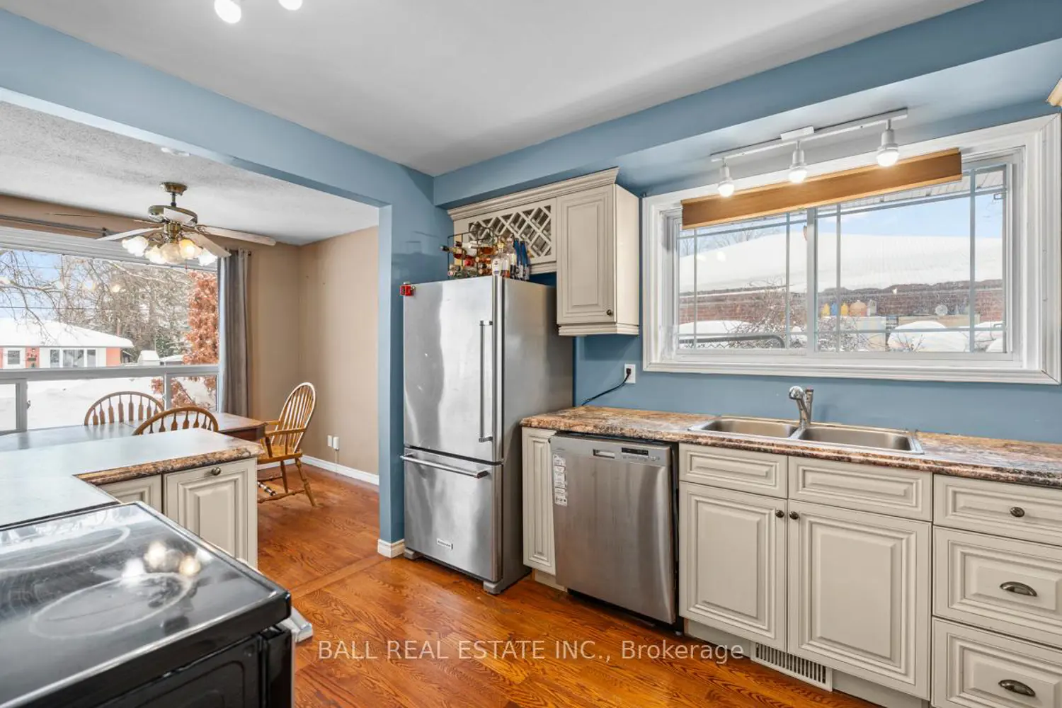 Additional image 9 of 255 Woodward Avenue