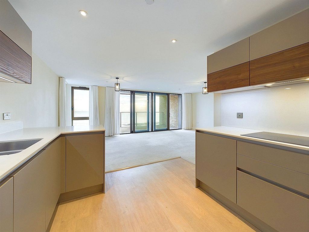 Additional image 3 of 3 bed flat for saleCalista, 26 West Parade, Worthing BN11