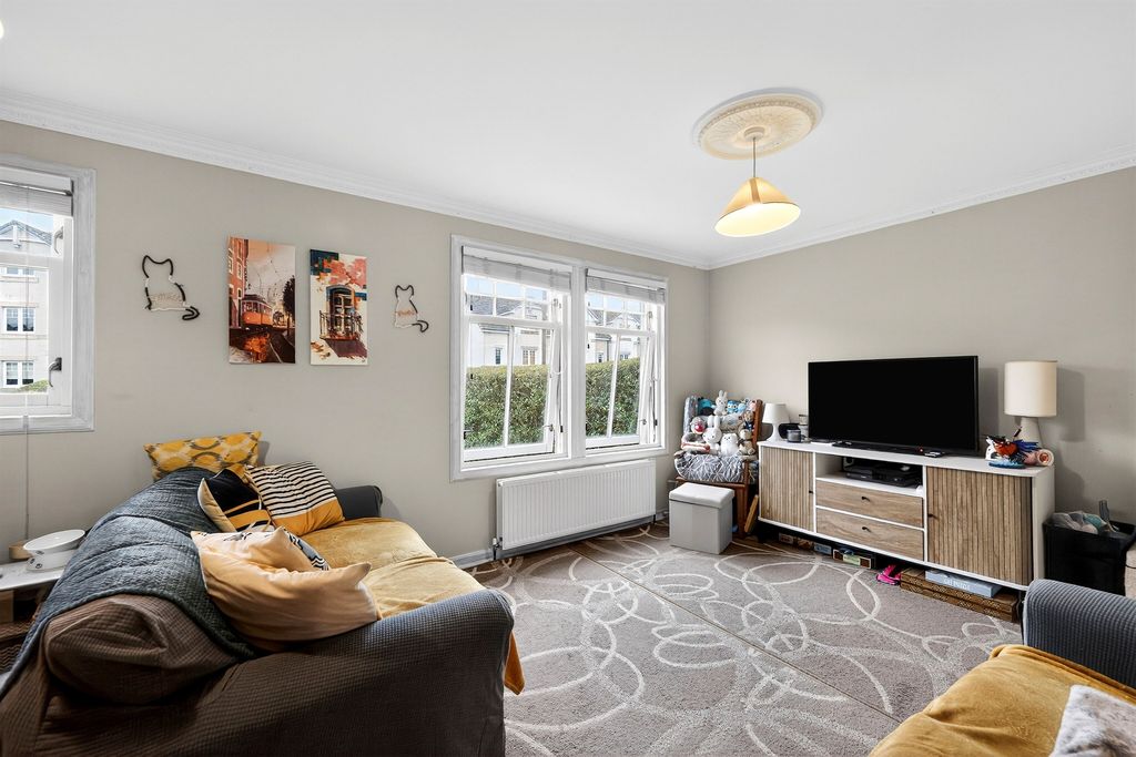 Additional image 2 of 2 bed flat for saleCausewayhead Road, Stirling FK9