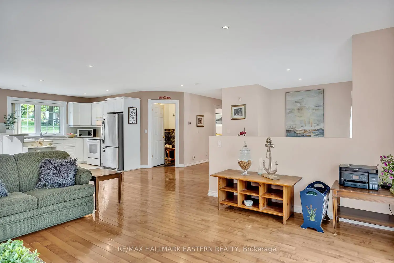 Additional image 5 of 75 Oxford Street