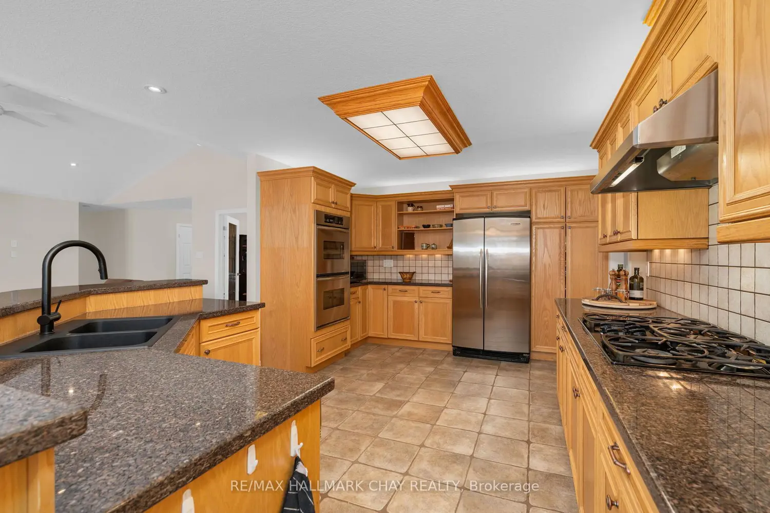 29 Maple Ridge Road photo 3