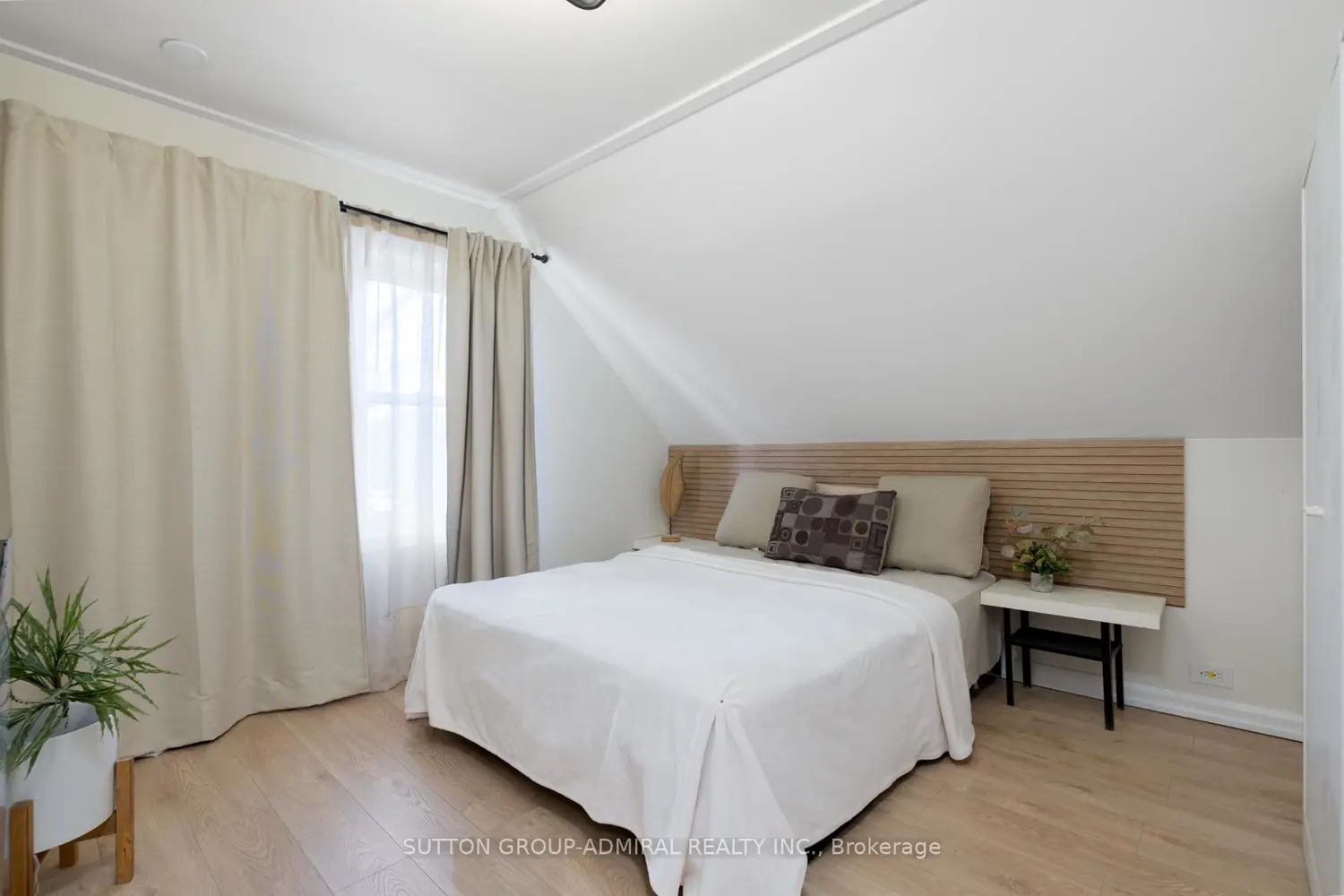 Additional image 12 of 70 Belleville Street