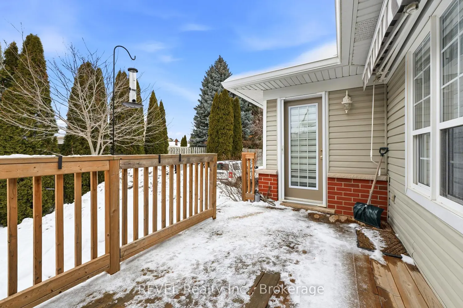 Additional image 18 of 1448 Niagara Stone Road 8