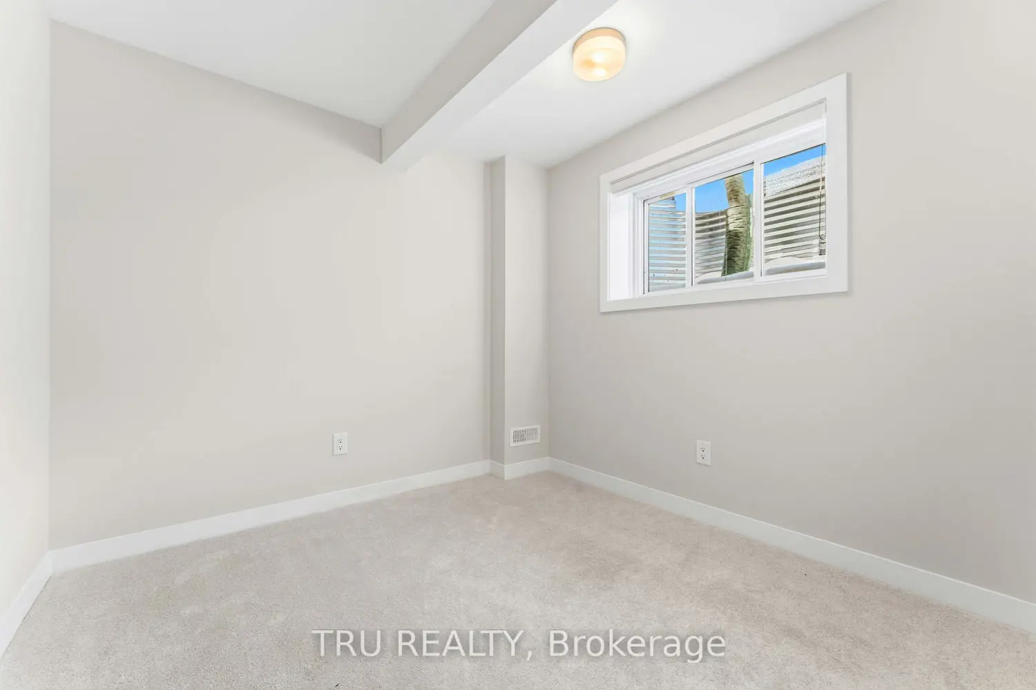 Additional image 16 of 706 Expansion Road