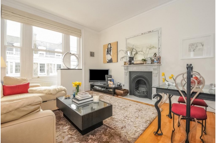 2 Bed Flat, Stafford Terrace, W8, N1 7GU