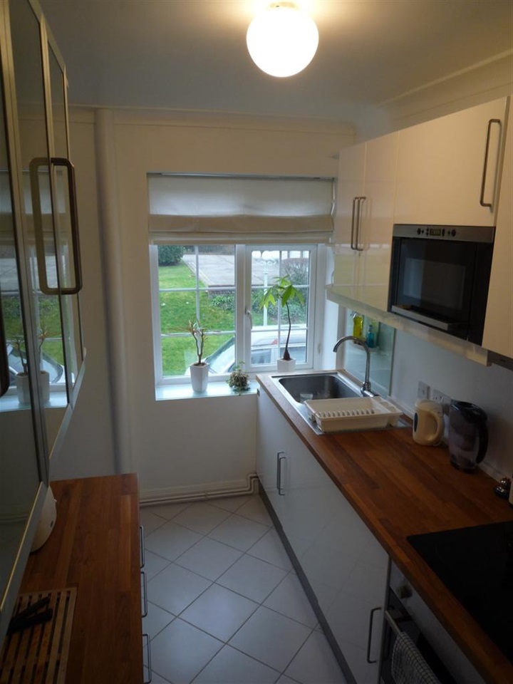 Additional image 7 of 2 Bed Flat, Rutland Court, SE5, N1 7GU