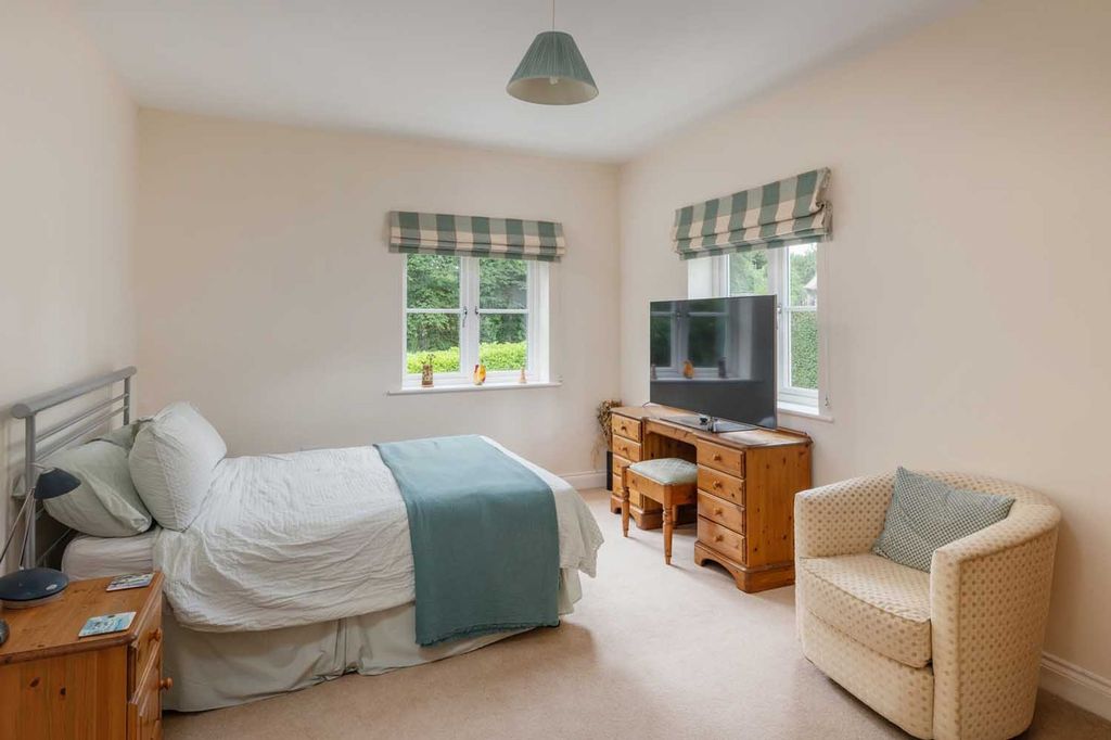 Additional image 17 of 4 bed detached house for saleGarden Cottage, Holeyn Hall Road, Wylam, Northumberland NE41
