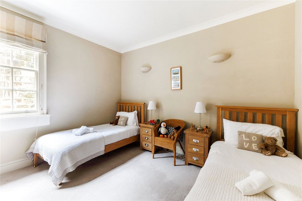 Additional image 8 of 3 bed flat for saleRoyal Crescent, Bath, Somerset BA1