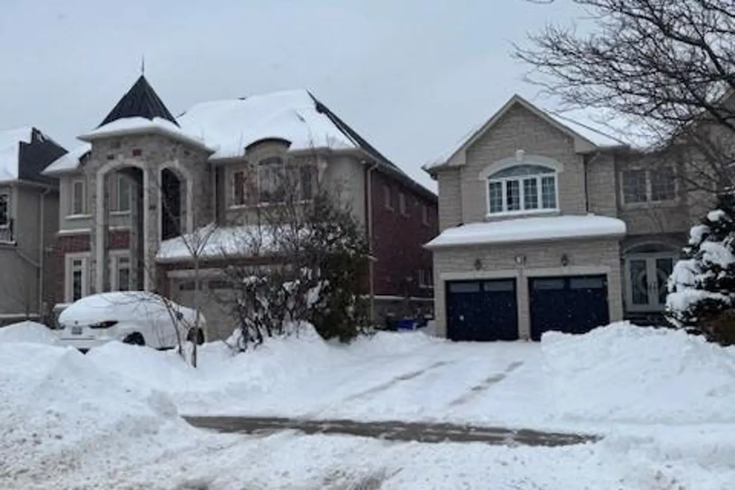 78 Yongehurst Road photo 2