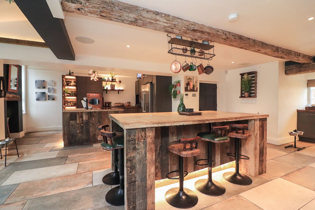 Additional image 6 of 7 bed farmhouse for saleElford Road, Tamworth B79