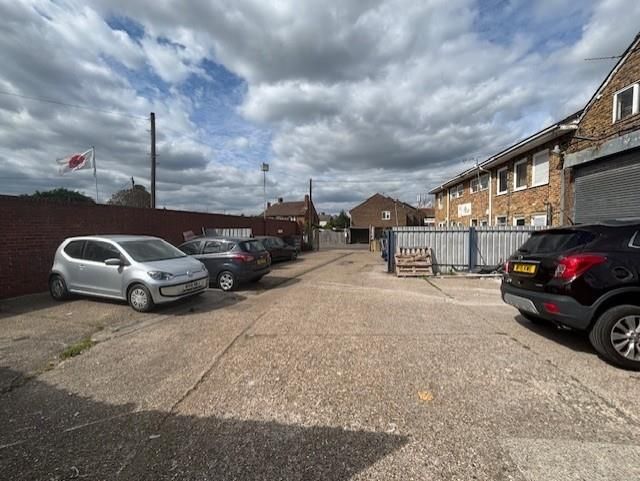 Additional image 5 of Land for saleGore Road, Burnham SL1