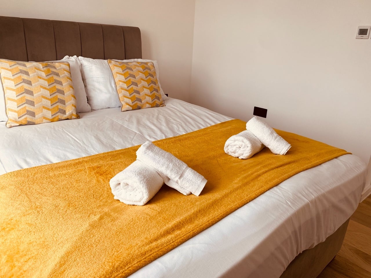 Additional image 2 of 1 Bed Flat, Forest Road, E8, N1 7GU