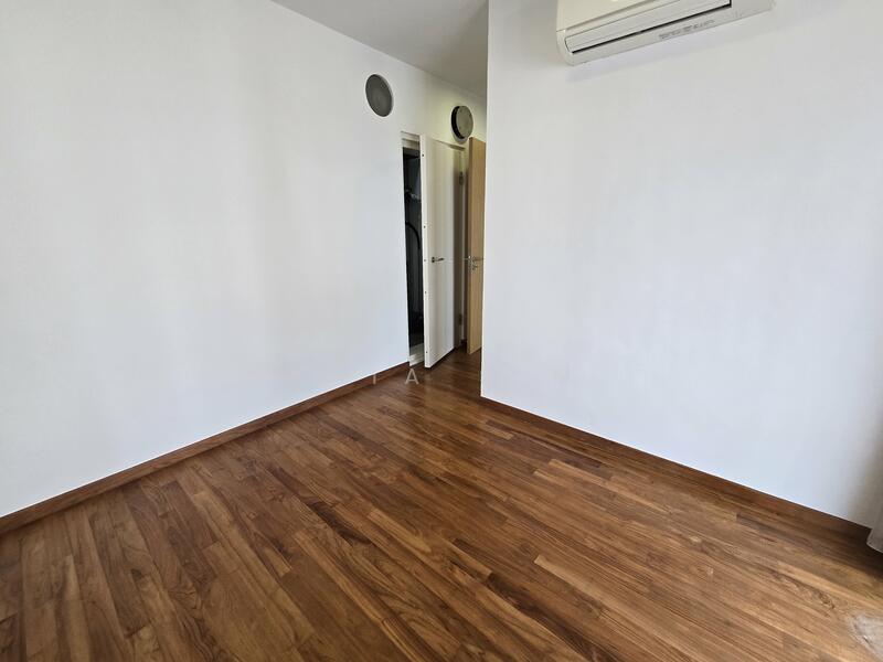 Additional image 18 of 15 Institution Hill