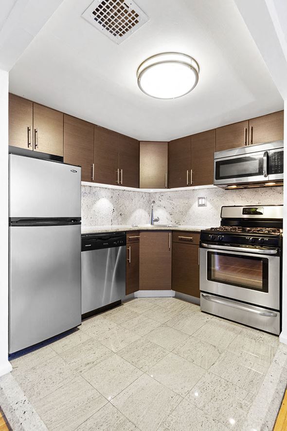 10 JONES STREET, New York, NY, 10014