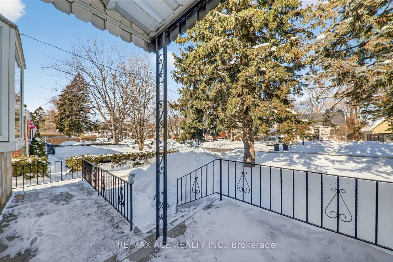 233 Oakridge Drive