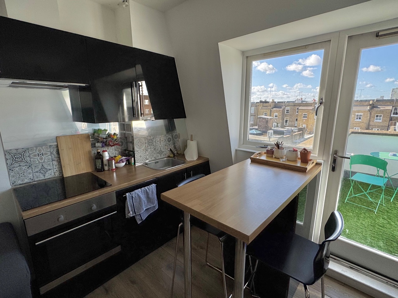 Additional image 3 of 1 Bed Penthouse, Seagrave Road, SW6, N1 7GU