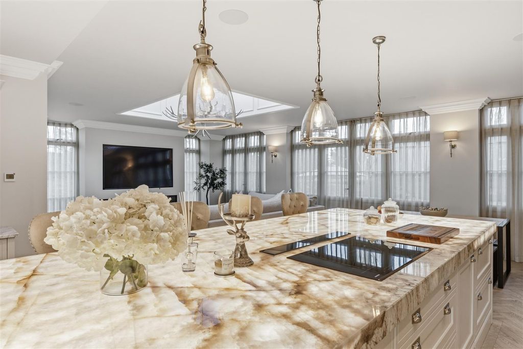 Additional image 9 of 10 bed detached house for saleWishaw, Sutton Coldfield B76