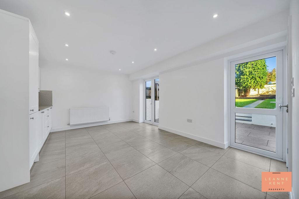 Additional image 12 of 3 bed semi-detached house for saleHillside Terrace, Bedwas CF83