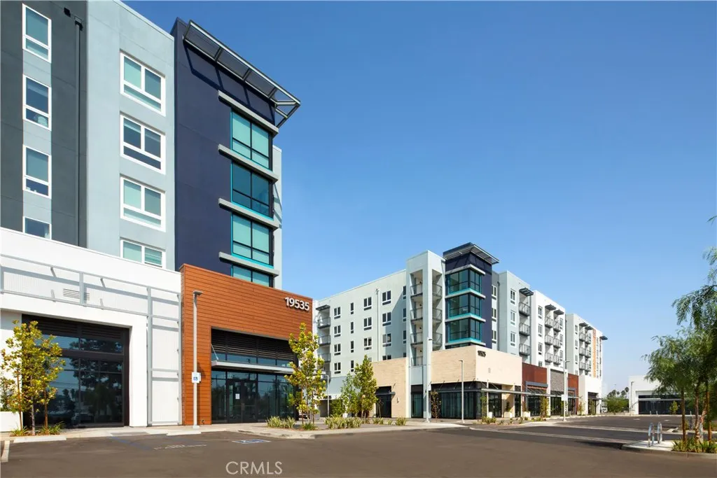 Additional image 5 of 19535 Nordhoff Street Unit 35-107, Northridge, CA 91324