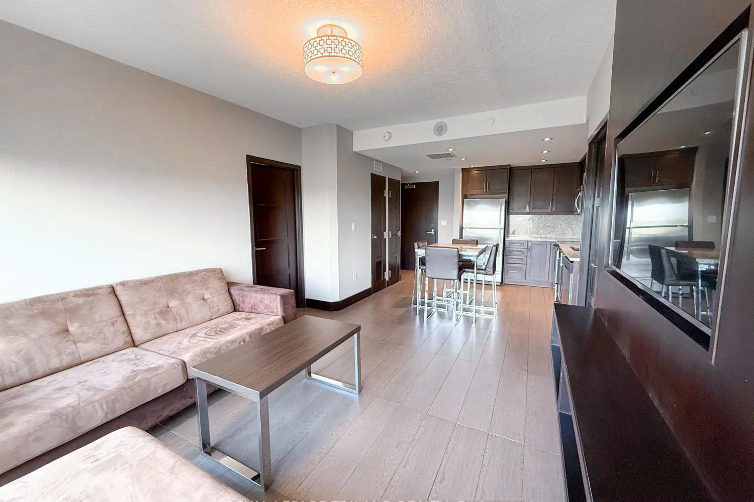 Additional image 7 of 1235 Richmond Street 1116