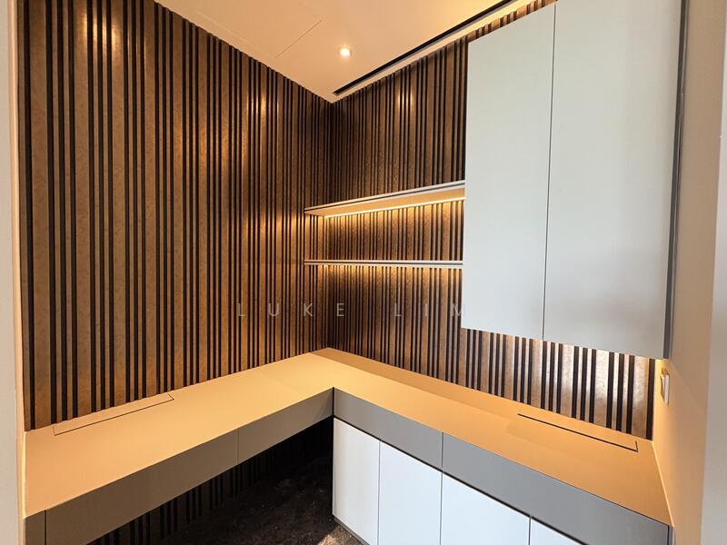 Additional image 2 of 19 Nassim Hill