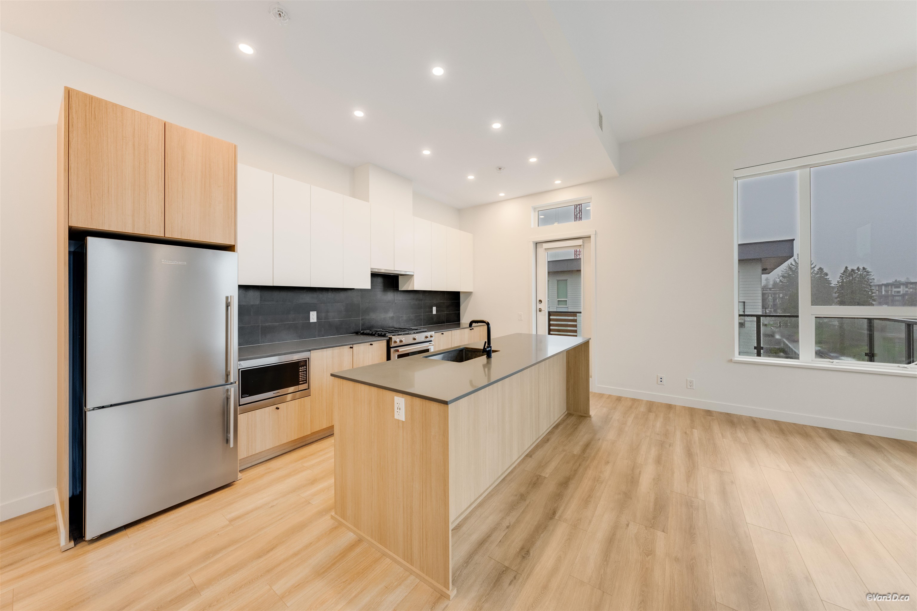 Additional image 2 of 602-645 Como Lake Avenue, Coquitlam, BC, V3J 0N9