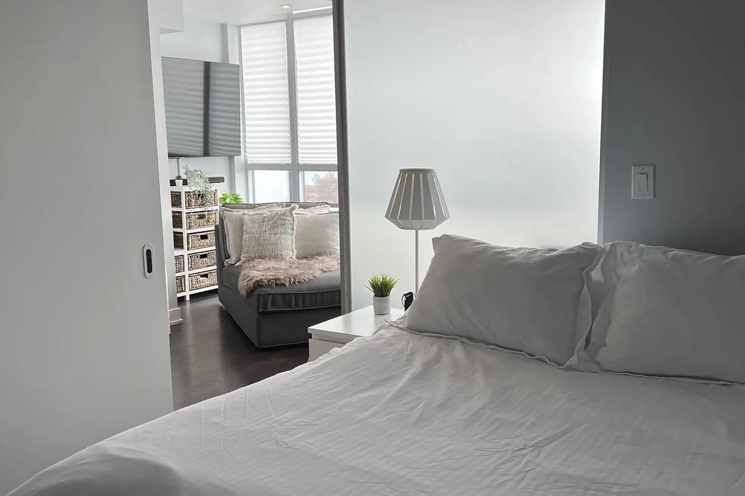 Additional image 15 of 11 Superior Avenue 907