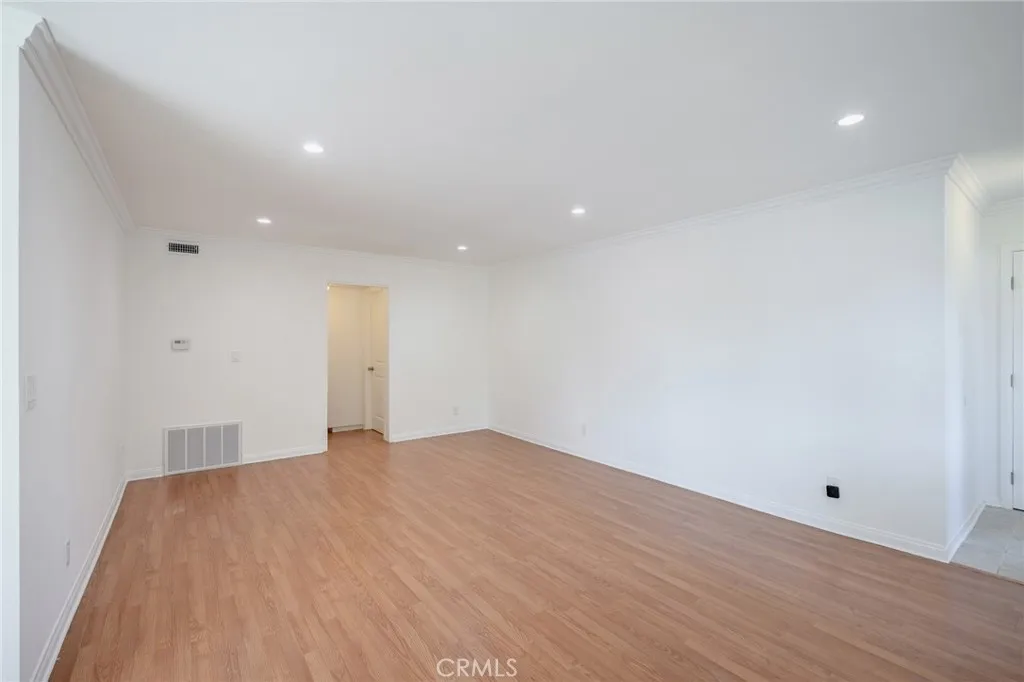 Additional image 8 of 823 E Wilson Ave Unit A, Glendale, CA 91206