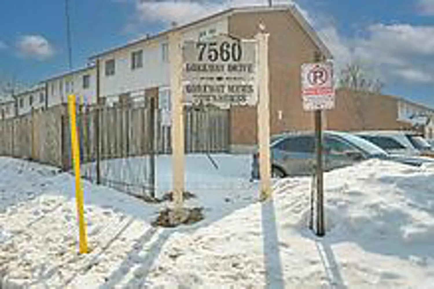 7560 Goreway Drive 27