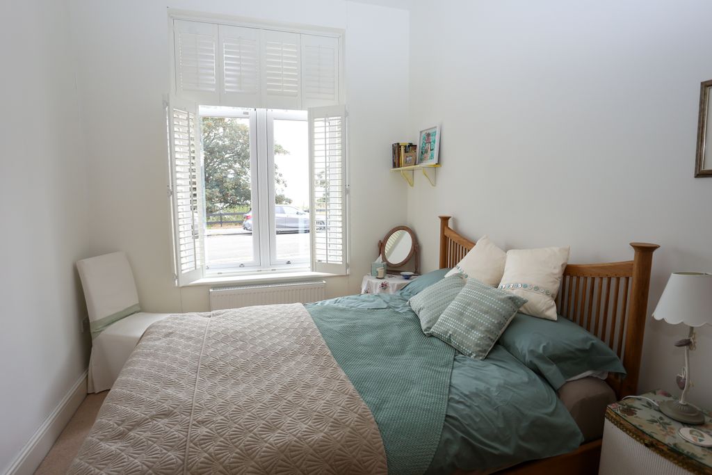 Additional image 4 of 3 bed maisonette for saleSeaview House, Wolsey Gardens, Felixstowe IP11