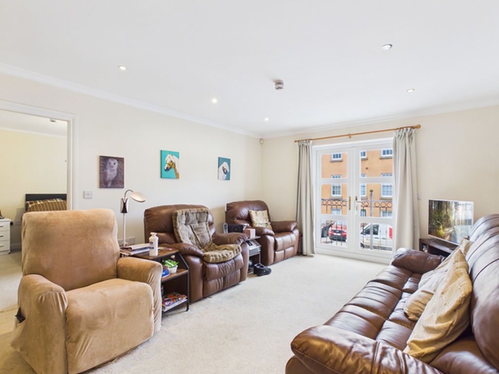 Additional image 7 of 2 bed flat for saleHafan Tywi, The Parade, Carmarthen SA31