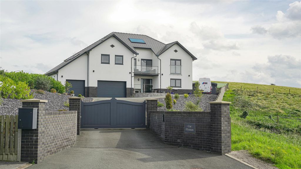4 bed detached house for saleLon Llewelyn, Waunfawr SY23
