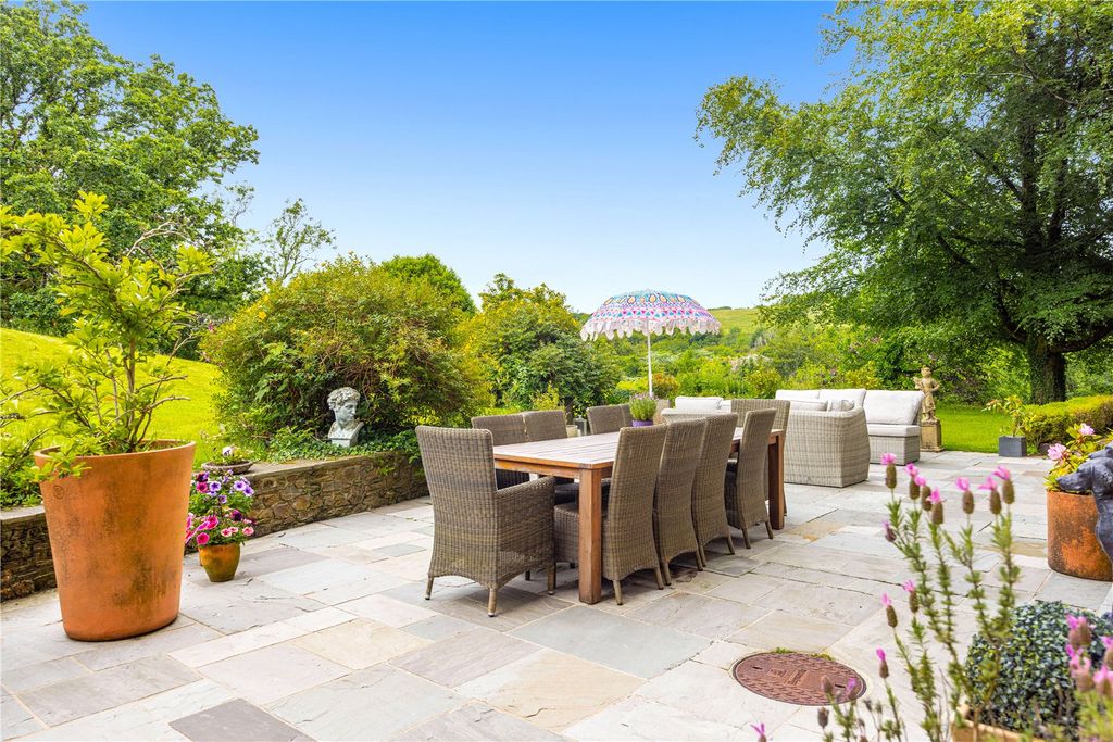 4 bed flat for saleWoodleigh, Kingsbridge, Devon TQ7 photo 3