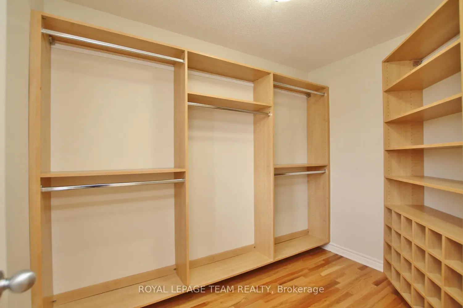 Additional image 11 of 1032 Marconi Avenue