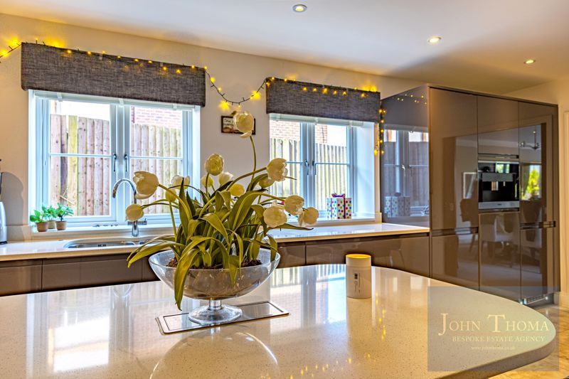 Additional image 9 of 4 bed flat for saleManor Road, Chigwell IG7