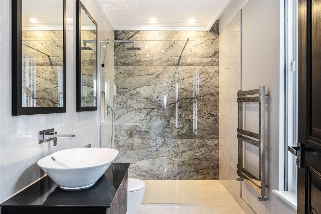 Additional image 29 of 6 bed detached house for saleCharters Gate, Ascot, Berkshire SL5