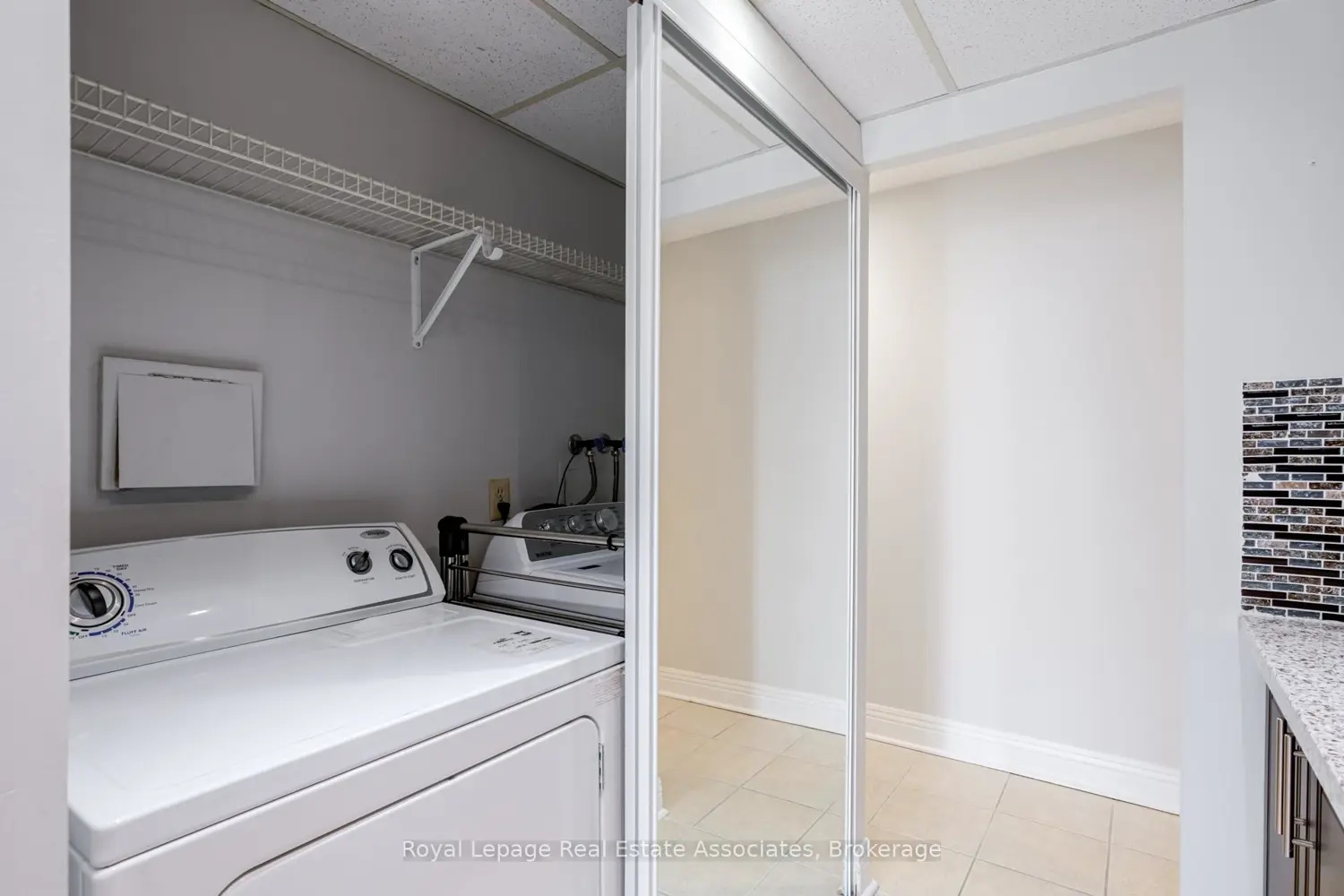 Additional image 17 of 3650 Kaneff Crescent 1006