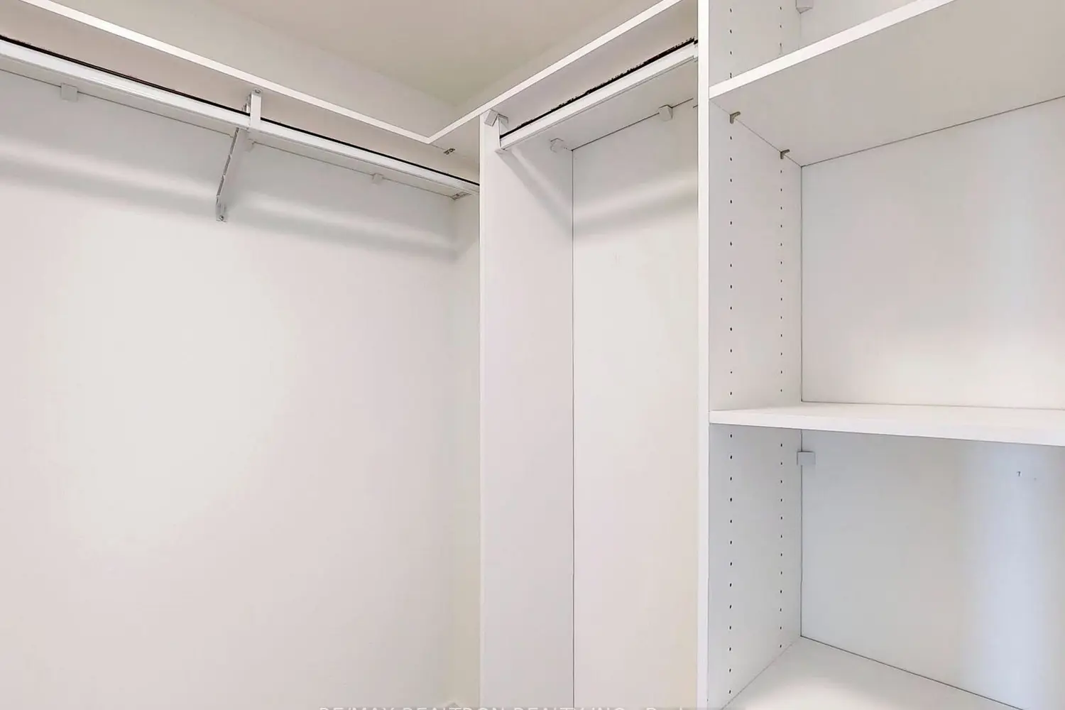 Additional image 11 of 10 Eva Road 1705