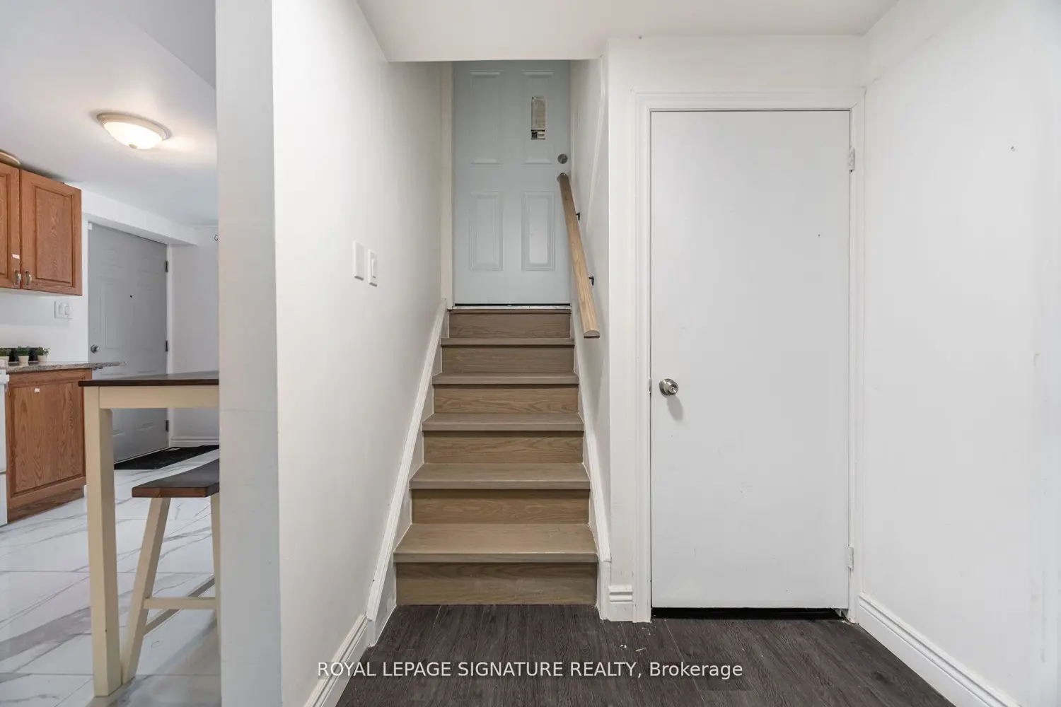 Additional image 12 of 406 Tamarack Drive