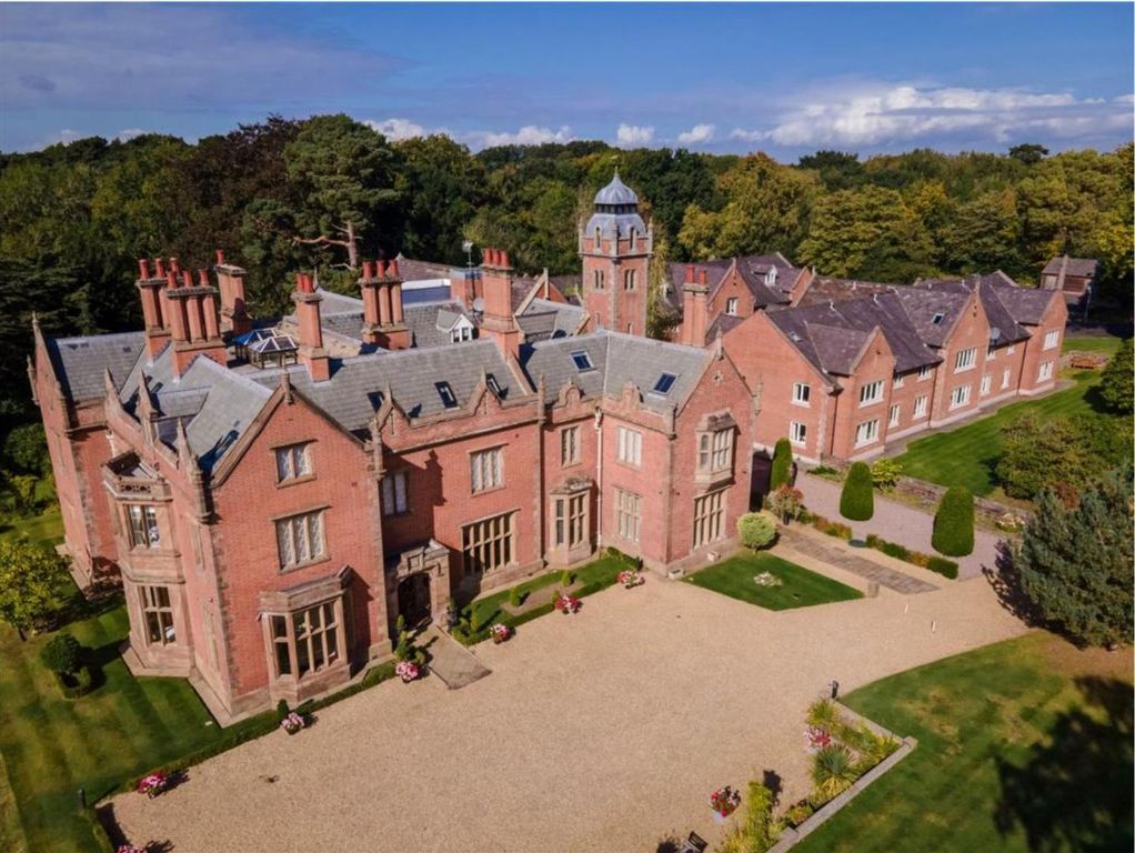 Additional image 9 of 2 bed flat for sale6 Norcliffe Hall, Altrincham Road, Wilmslow SK9