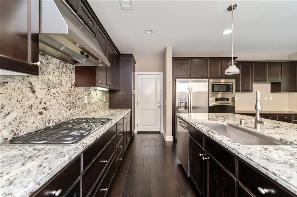 Additional image 38 of 25 Pawprint, Irvine, CA 92618