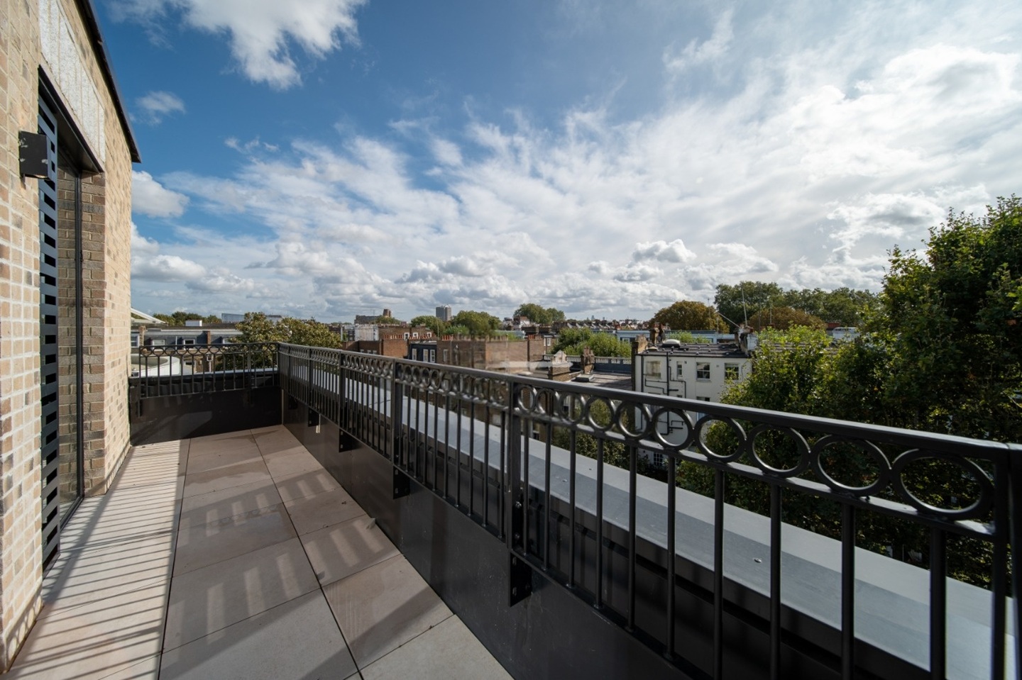 Additional image 40 of 3 Bed Flat, Cluny Mews, SW5, N1 7GU