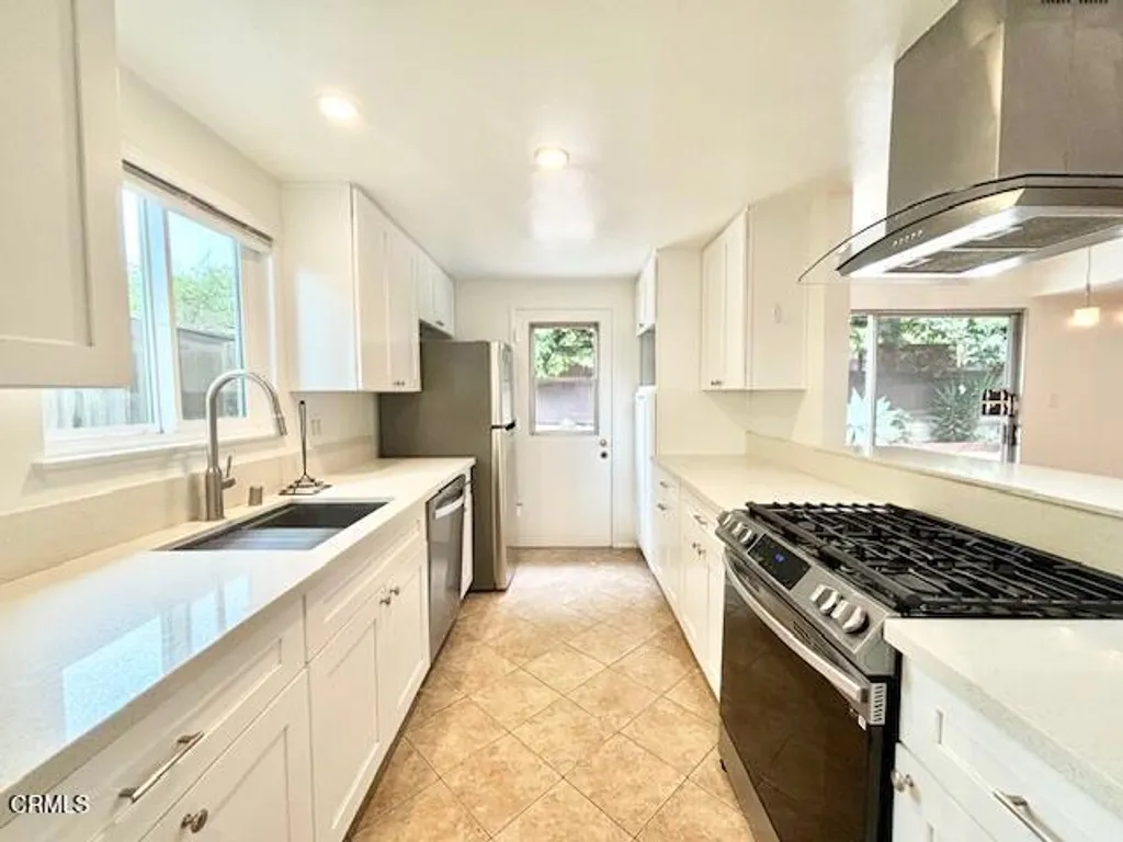 Additional image 7 of 933 Peninsula Street, Ventura, CA 93001