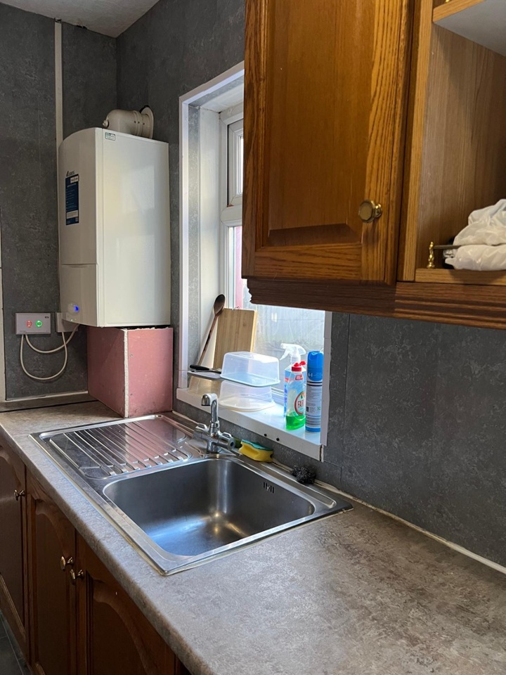 Additional image 8 of Room in a Shared House, Ash Road, B8, N1 7GU