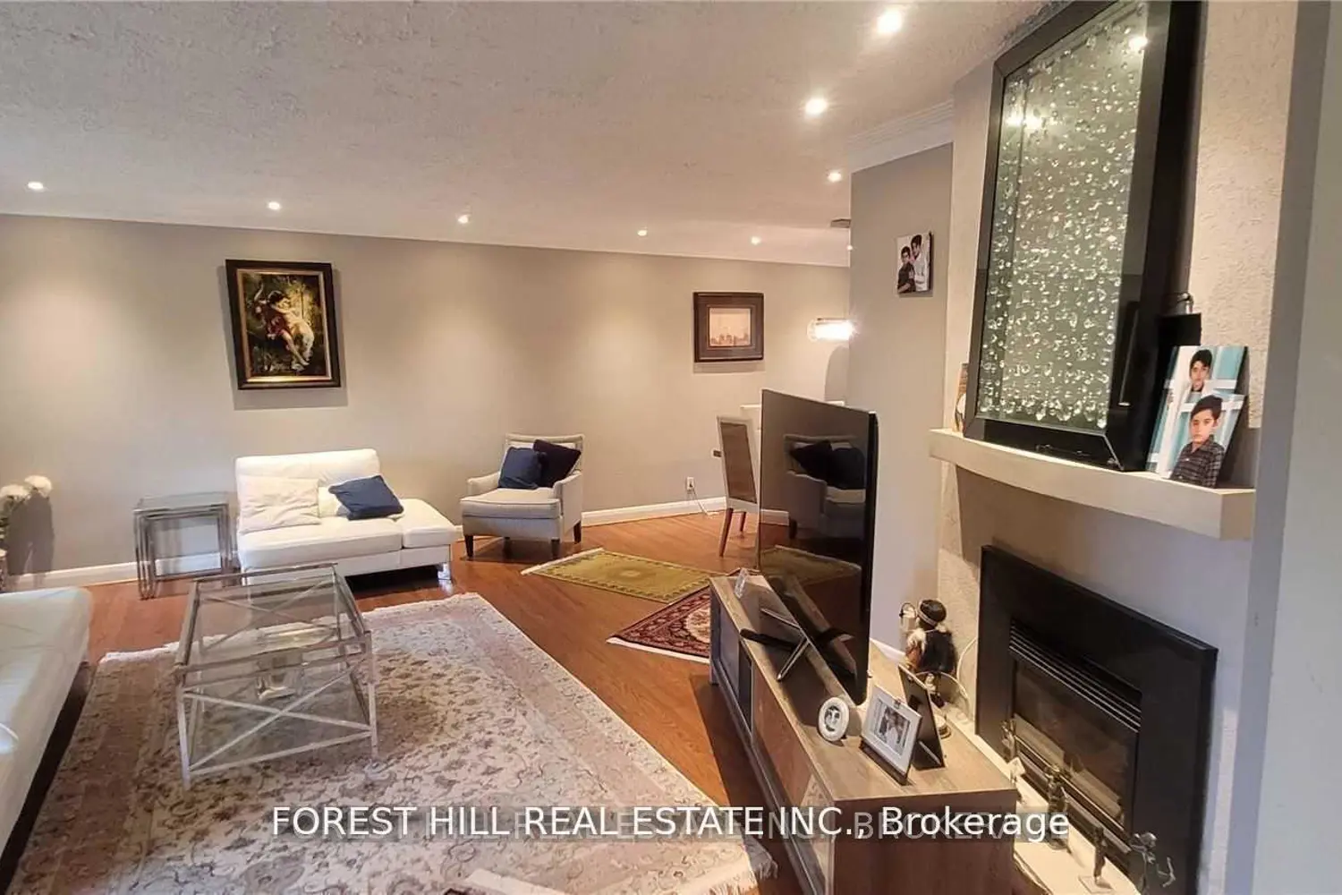 9 Vistaview Boulevard photo 4