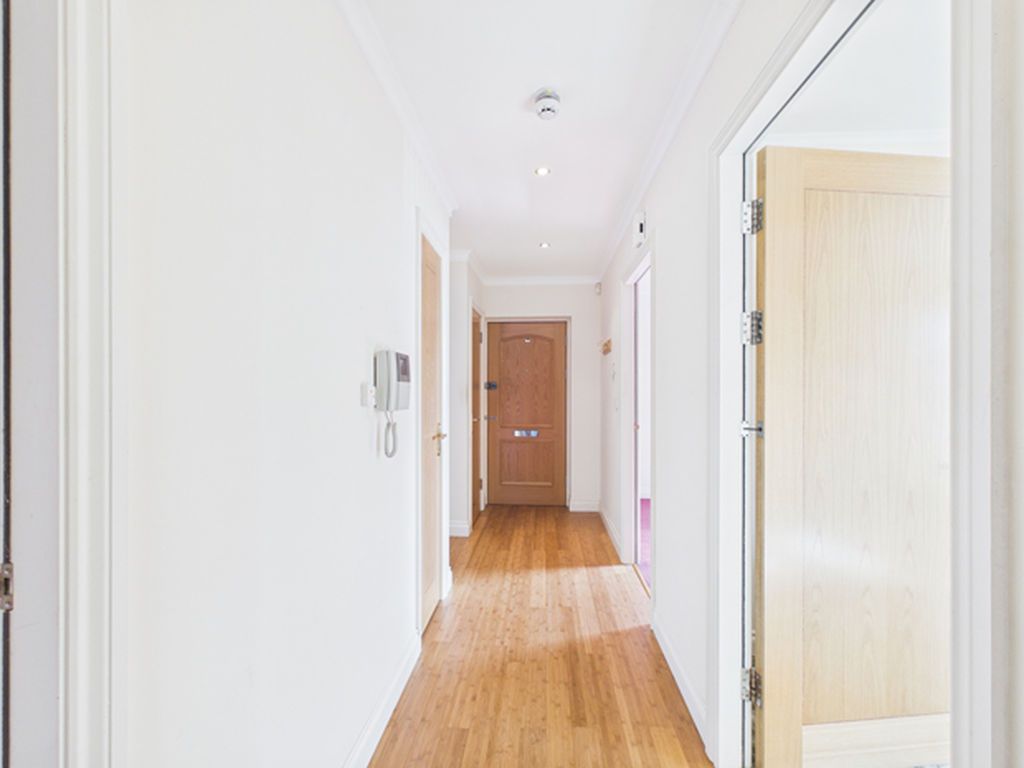 Additional image 2 of 2 bed flat for saleHafan Tywi, The Parade, Carmarthen SA31