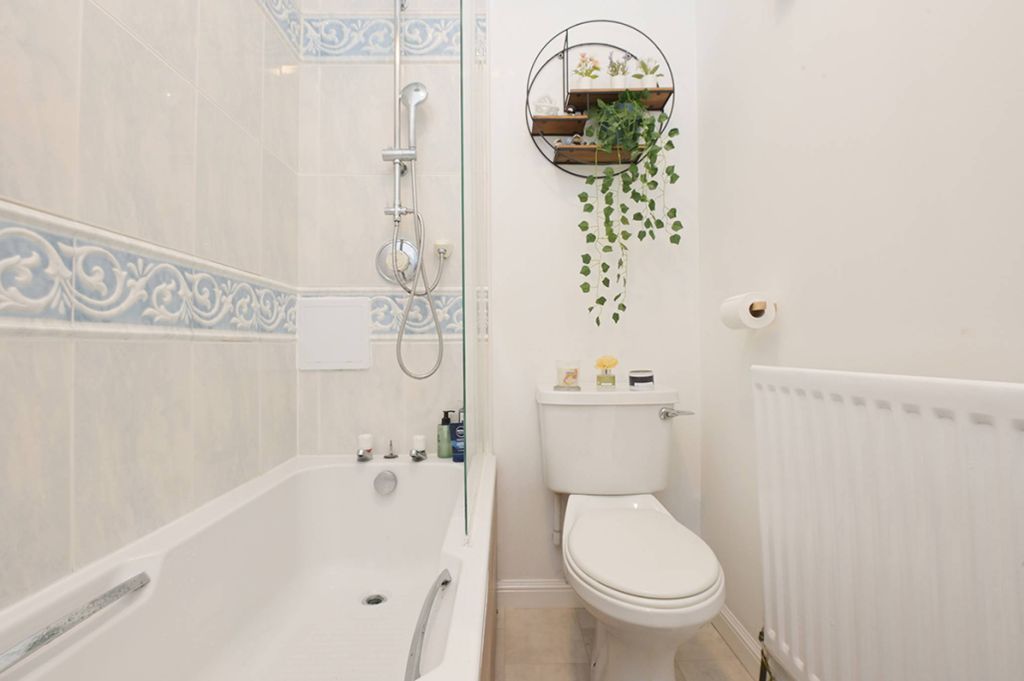 Additional image 15 of 2 bed flat for saleMain Street, East Calder, Livingston EH53