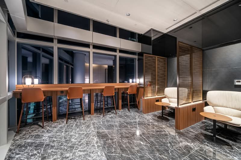 Additional image 24 of 18 Marina Boulevard