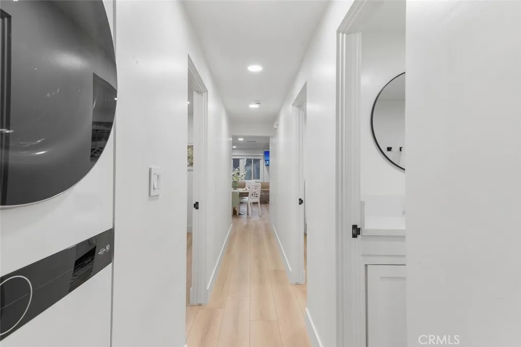 Additional image 16 of 114 Onyx Ave, Newport Beach, CA 92662